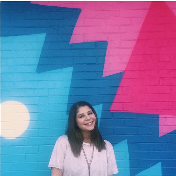 Meet Your Posher❤ JULIA - Picture 6 of 6